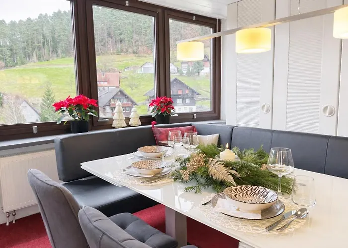 Panorama-suite Mit Kamin & Balkon, Ruhe, Weitblick & Im Schwarzwald شقة بيرسبرون