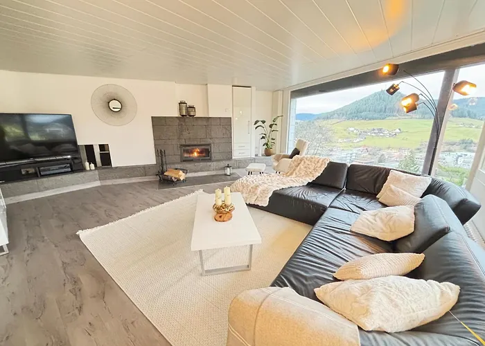 شقة Panorama-suite Mit Kamin & Balkon, Ruhe, Weitblick & Im Schwarzwald بيرسبرون